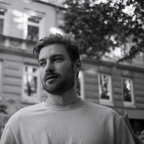 Main Profile Picture